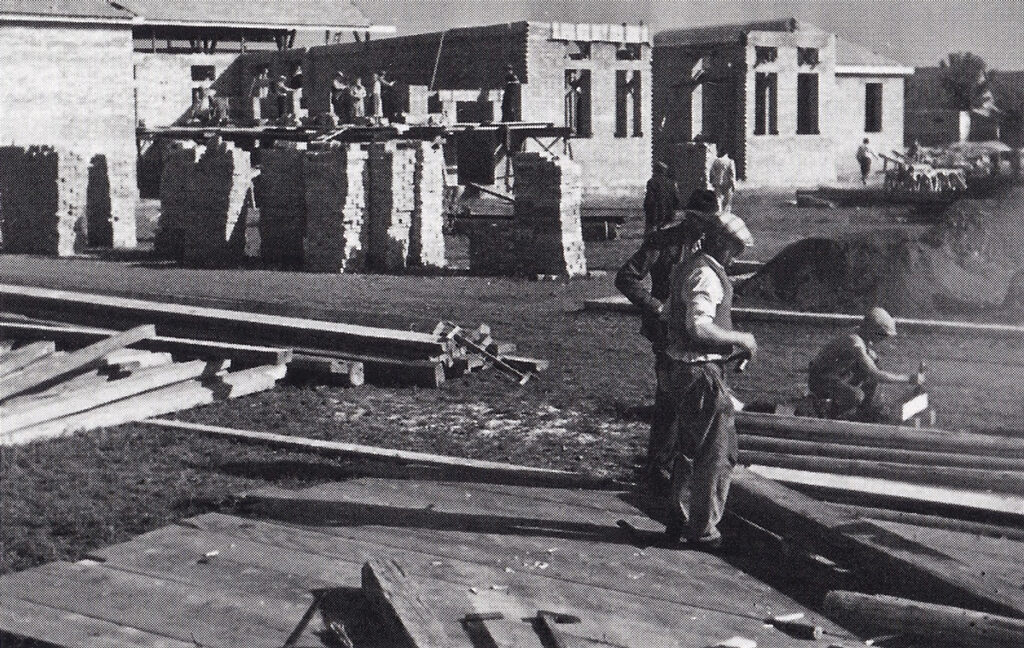 Изградња фабрике уља 1938 1939 година (Фото документација Дијамант Доо)