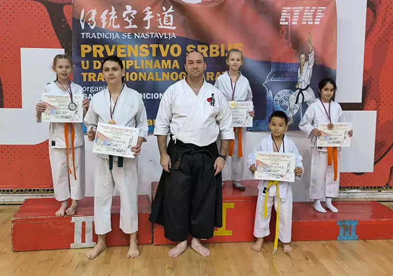 vukelic sa osvajacima medalja kkbc n