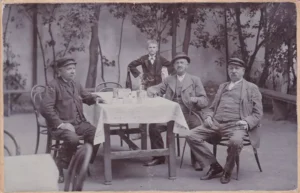 brk foto flajer drustvo u kafani pocetak 20 veka 67e65988c7c96