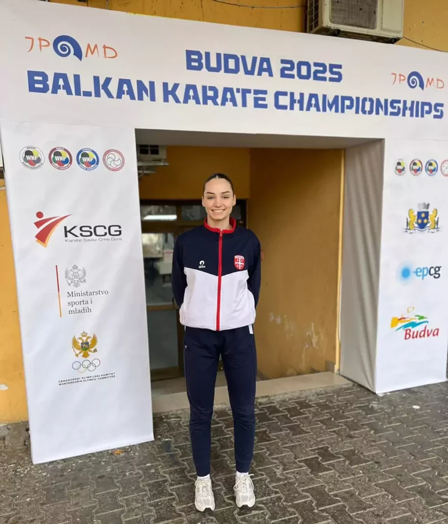 dunja rajic 67c8c403da320