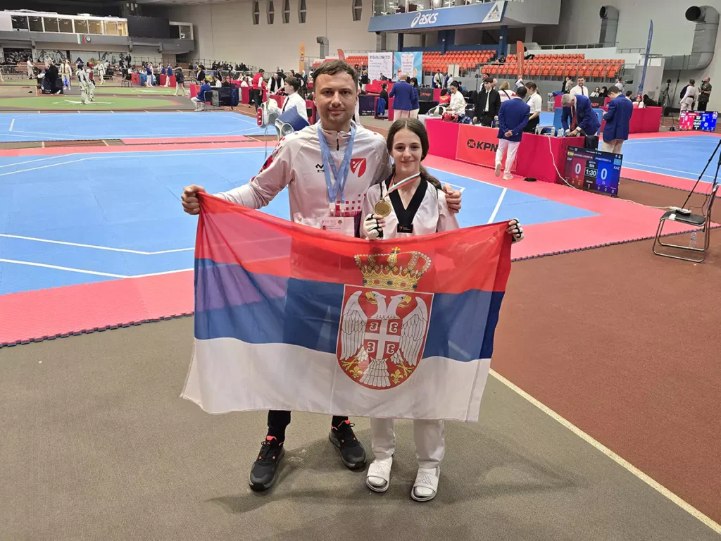 jana duranovic 67c403c497ac8