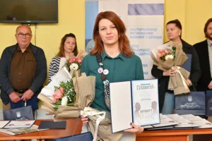 img b08cd89ee1441fdfefb62140a226b6bd v 68e3a89e2ab3e
