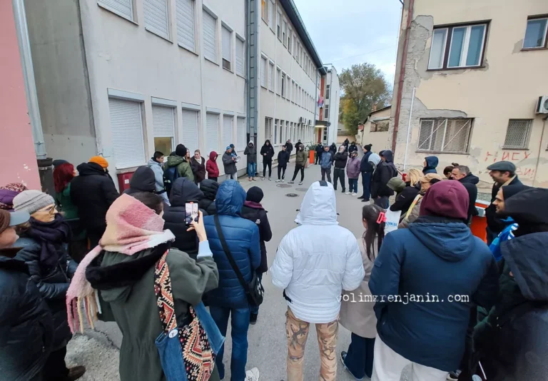 protest dom ucenika zrenjanin 009 69255e25e1390
