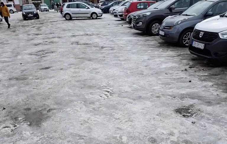 parking zaledjen n 6967444266eee