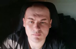 robert vas 698edb367eade