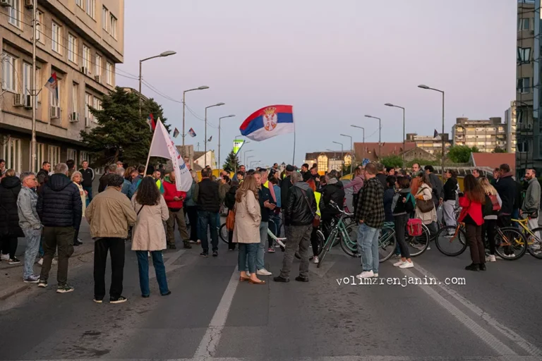 protest marina i goran 049 69ec64fd7ac09